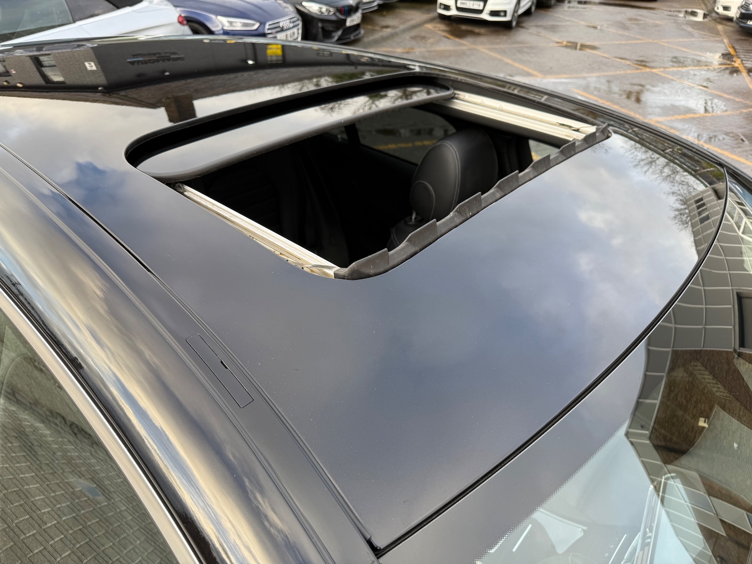 Used Mercedes-Benz EQC 2020 for sale - 76750883: Photo 10