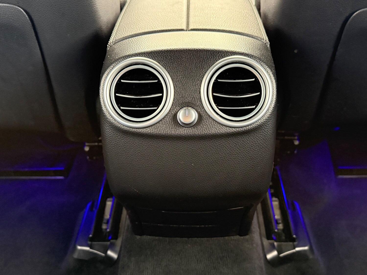 Used Mercedes-Benz EQC 2020 for sale - 76750883: Photo 48