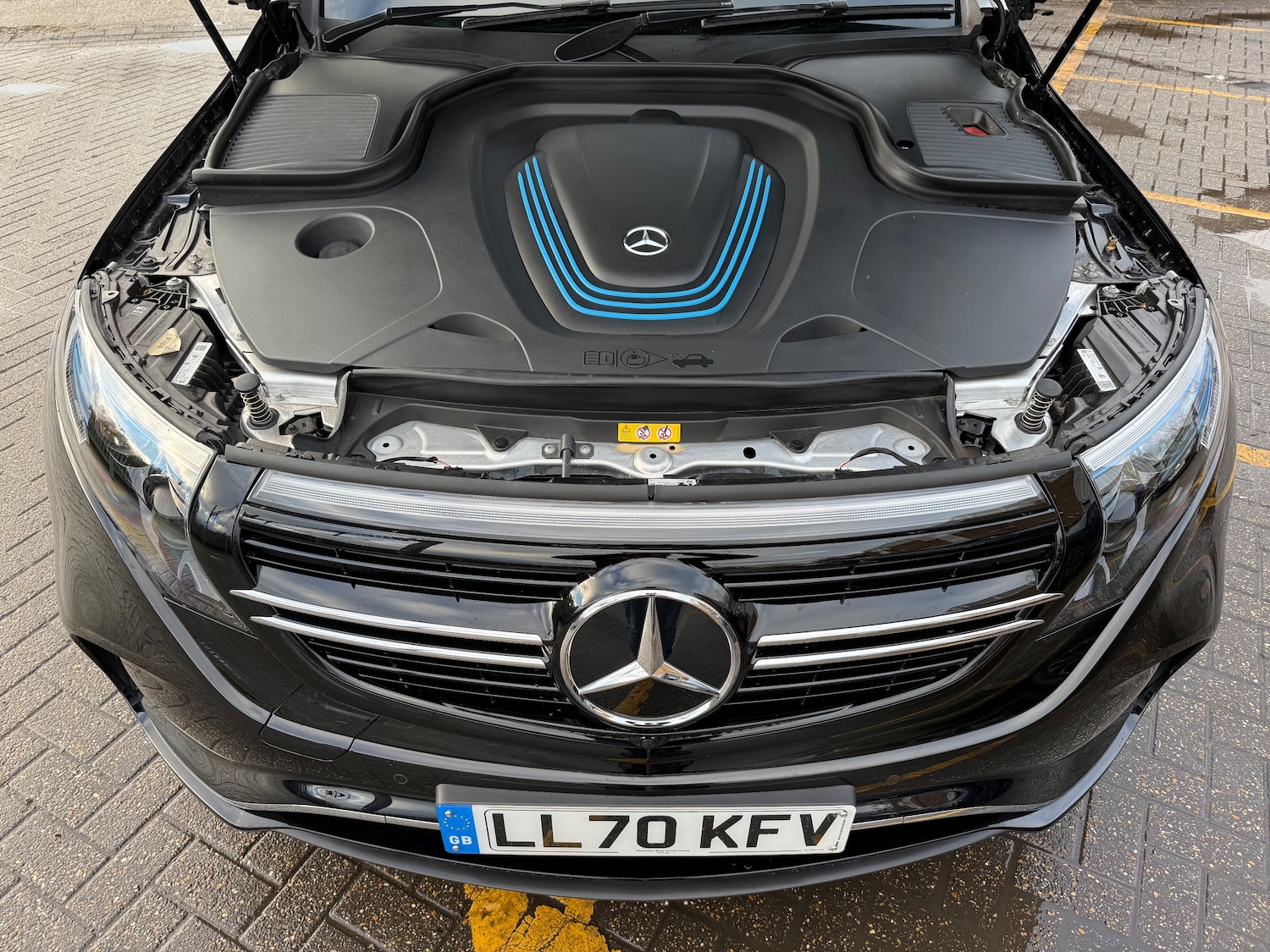 Used Mercedes-Benz EQC 2020 for sale - 76750883: Photo 9