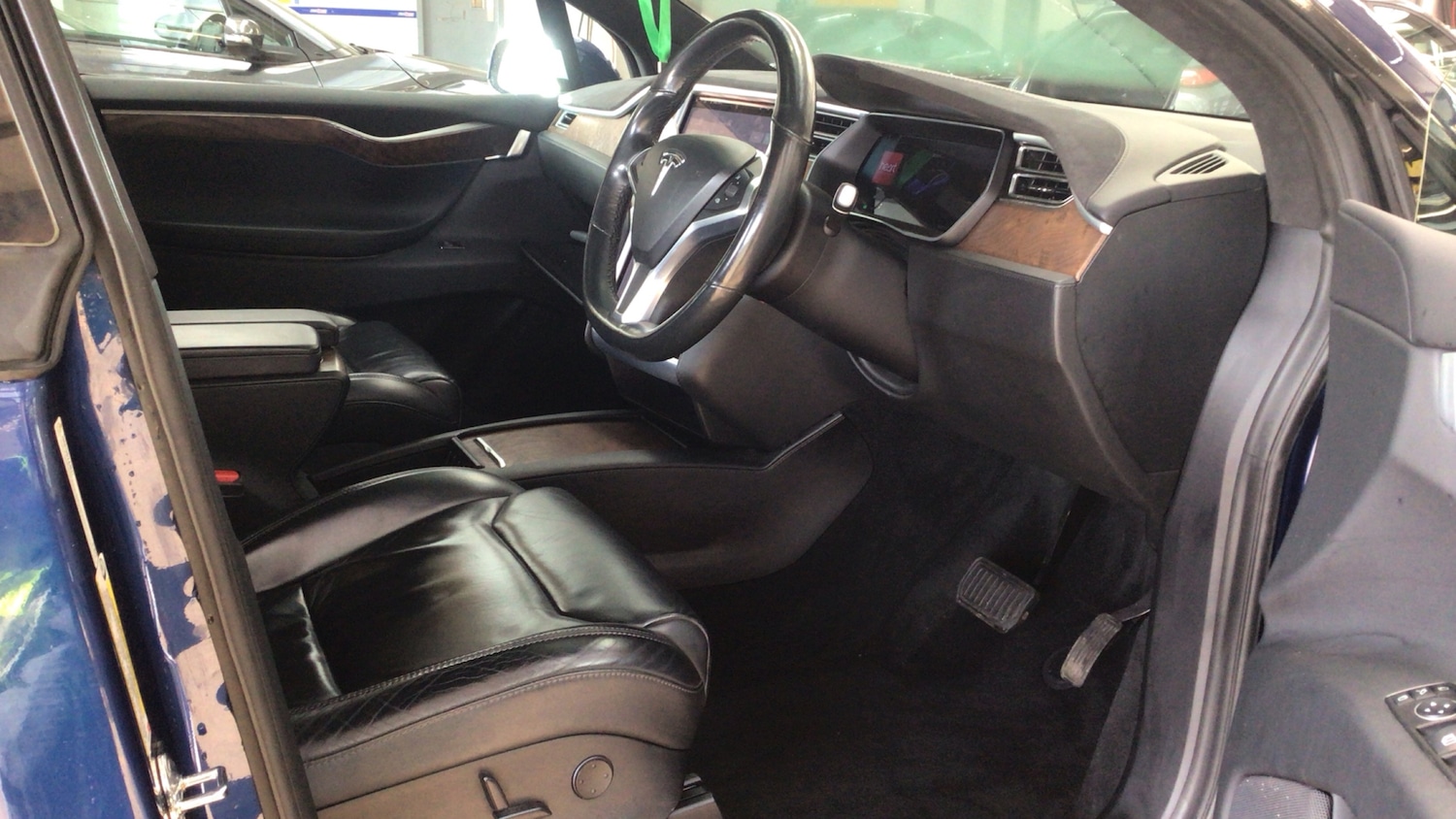 Used Tesla Model X 2017 for sale - 78098401: Photo 3