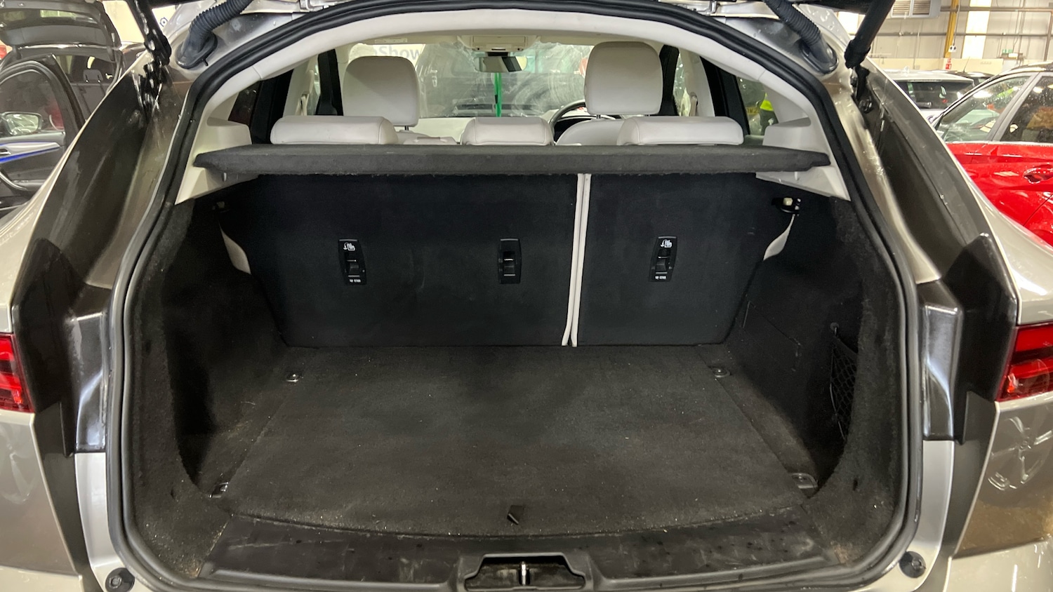 Used Jaguar E-Pace 2019 for sale - 77849148: Photo 11