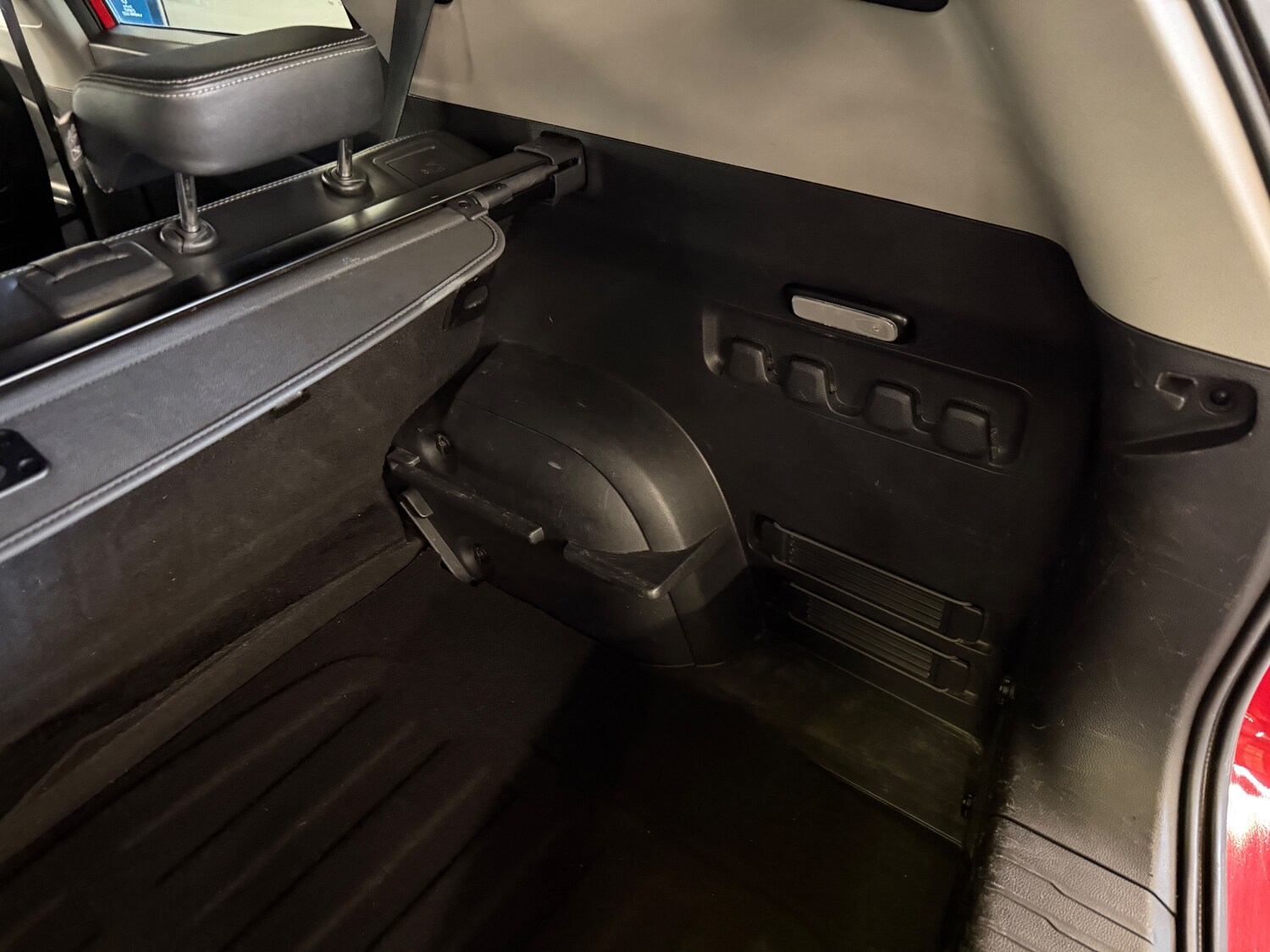 Used Ssangyong Tivoli 2017 for sale - 75932287: Photo 28