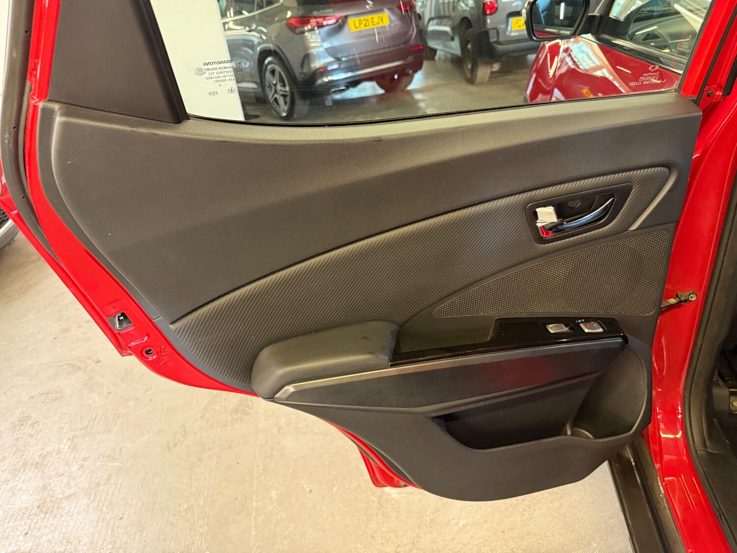 Used Ssangyong Tivoli 2017 for sale - 75932287: Photo 33