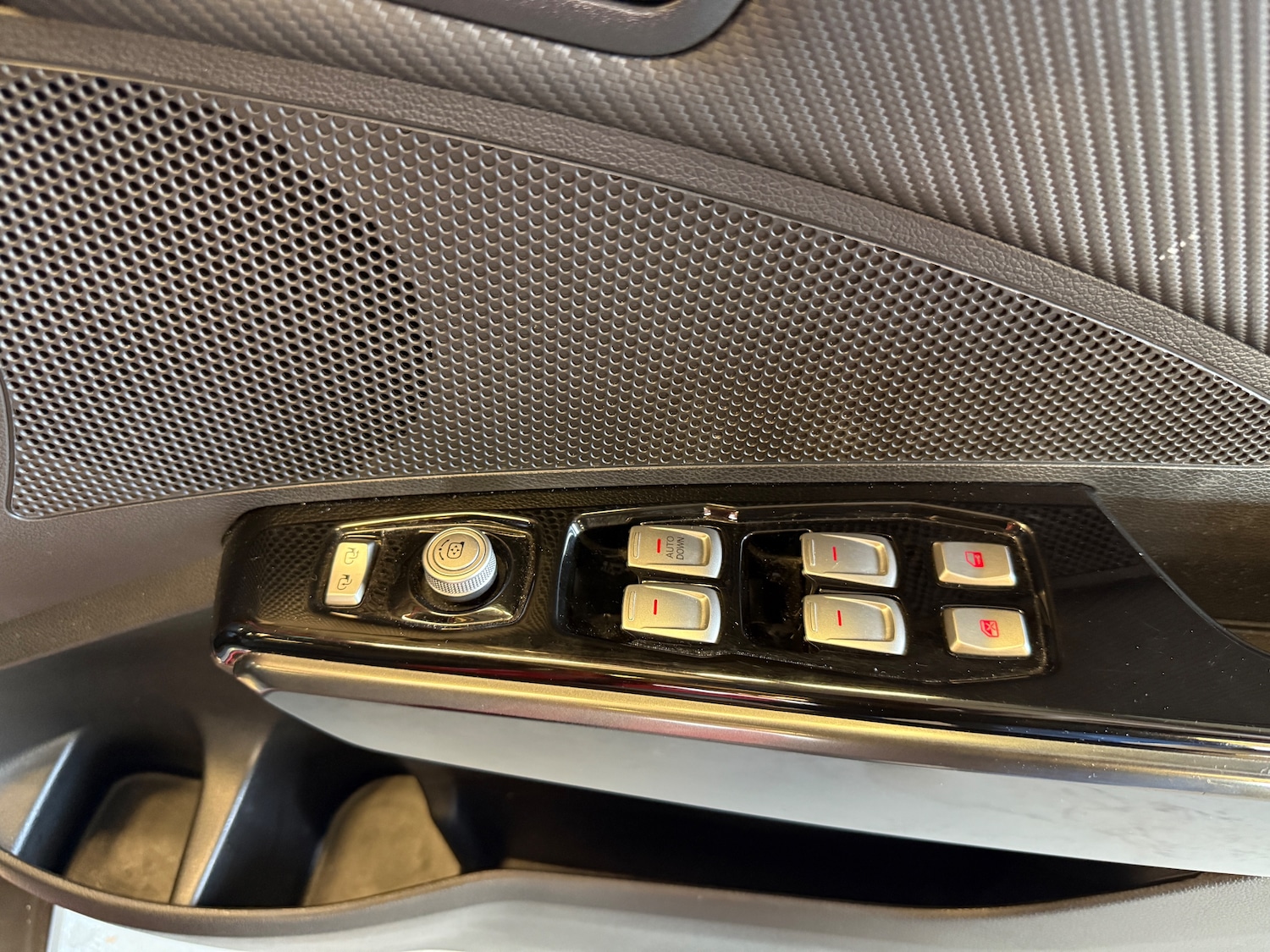 Used Ssangyong Tivoli 2017 for sale - 75932287: Photo 53