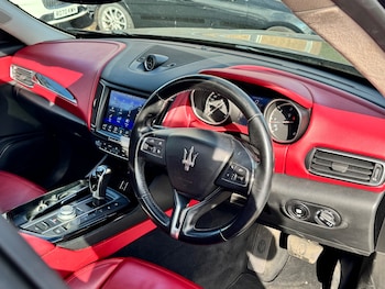 Used Maserati Levante 2018 for sale - 78306423: Photo