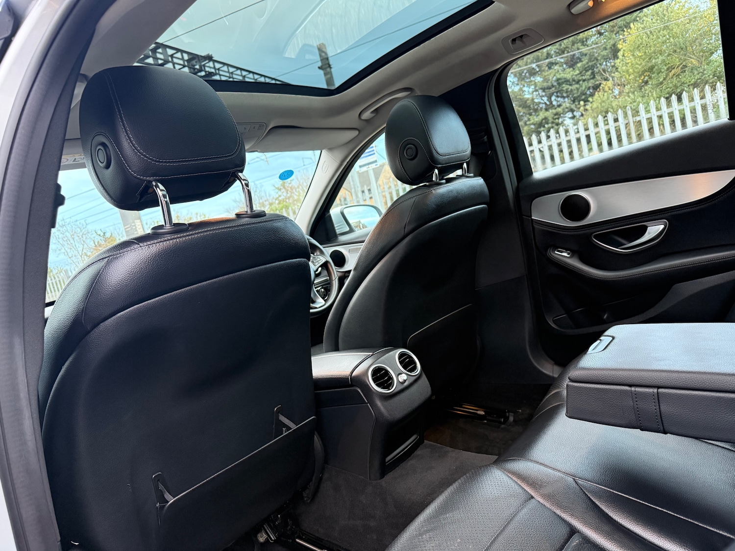 Used Mercedes-Benz C Class 2014 for sale - 76552104: Photo 17