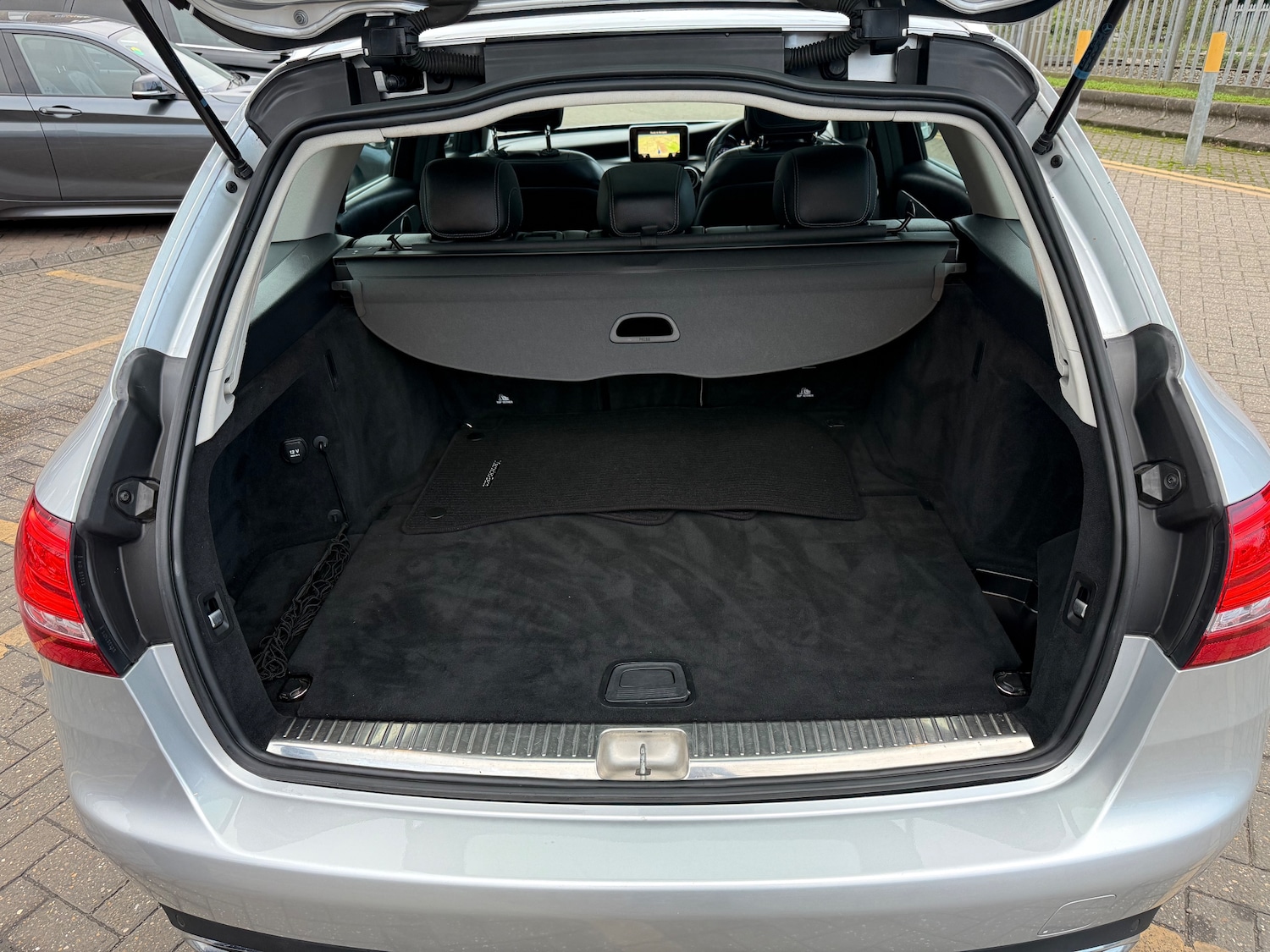 Used Mercedes-Benz C Class 2014 for sale - 76552104: Photo 21