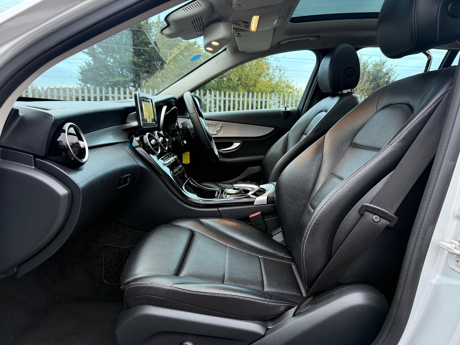 Used Mercedes-Benz C Class 2014 for sale - 76552104: Photo 26