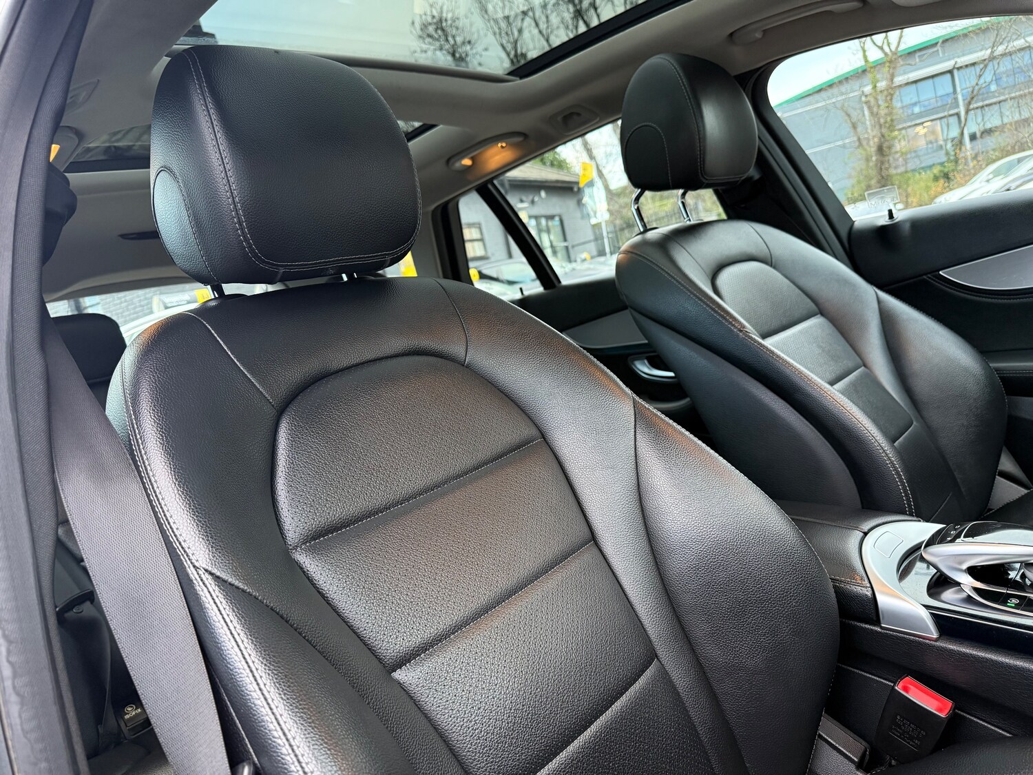 Used Mercedes-Benz C Class 2014 for sale - 76552104: Photo 32