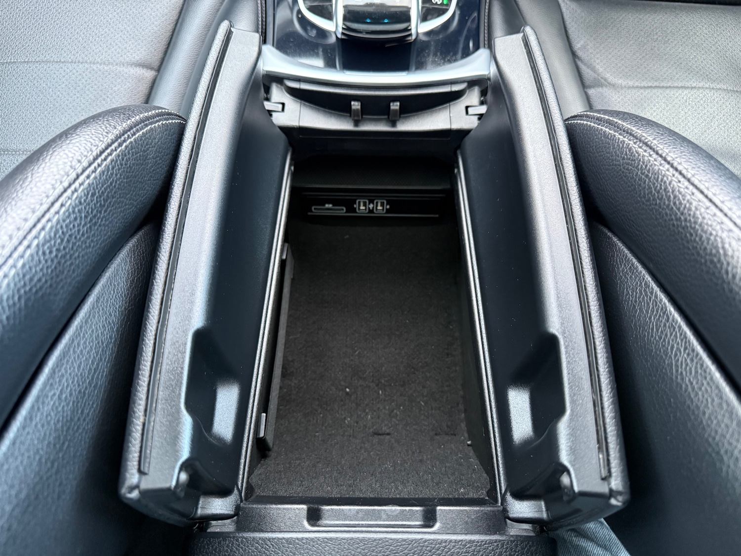 Used Mercedes-Benz C Class 2014 for sale - 76552104: Photo 39