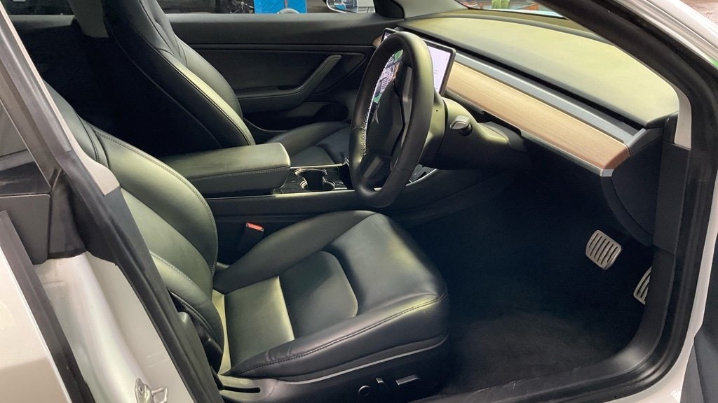 Used Tesla Model 3 2020 for sale - 76380222: Photo 3