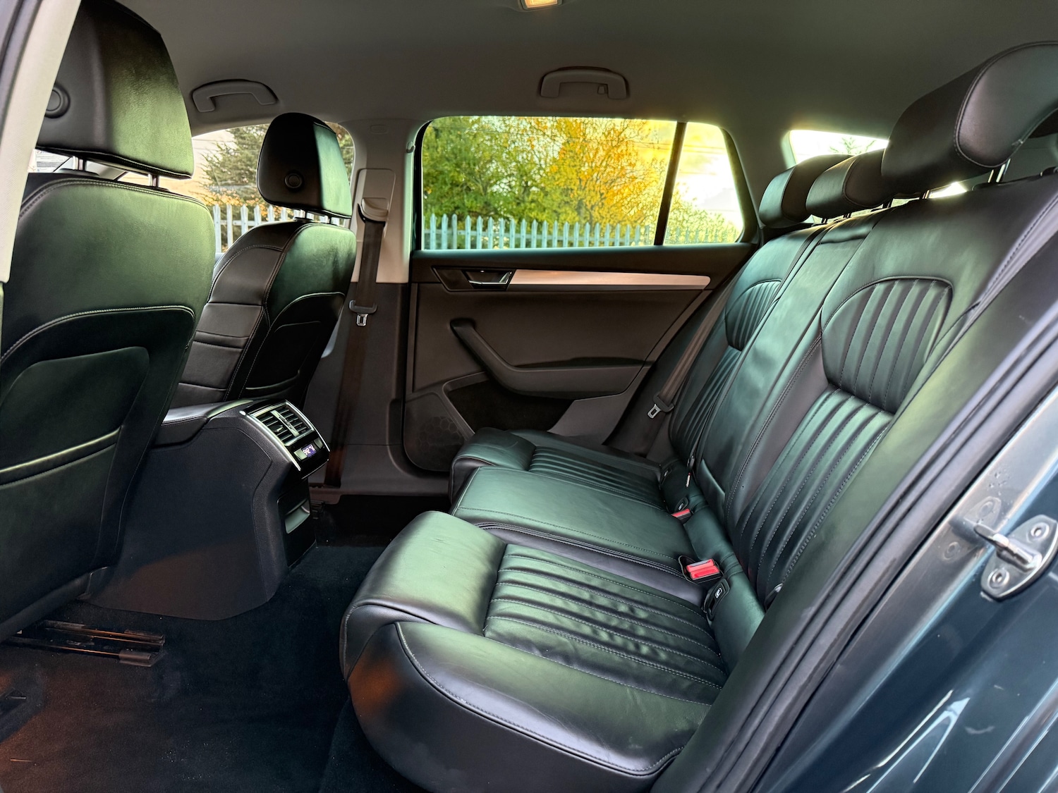 Used Skoda Superb 2017 for sale - 76362282: Photo 21