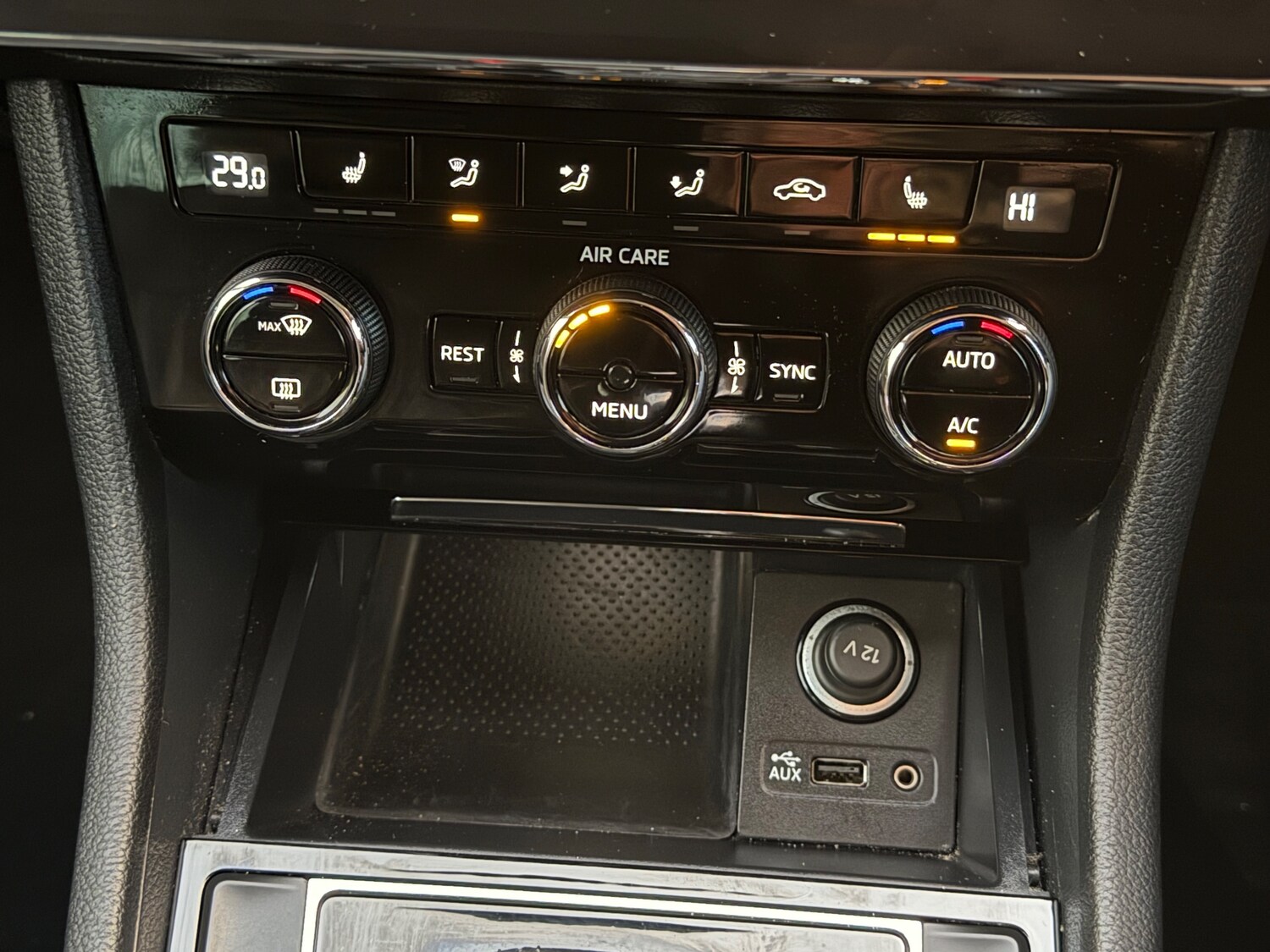 Used Skoda Superb 2017 for sale - 76362282: Photo 28