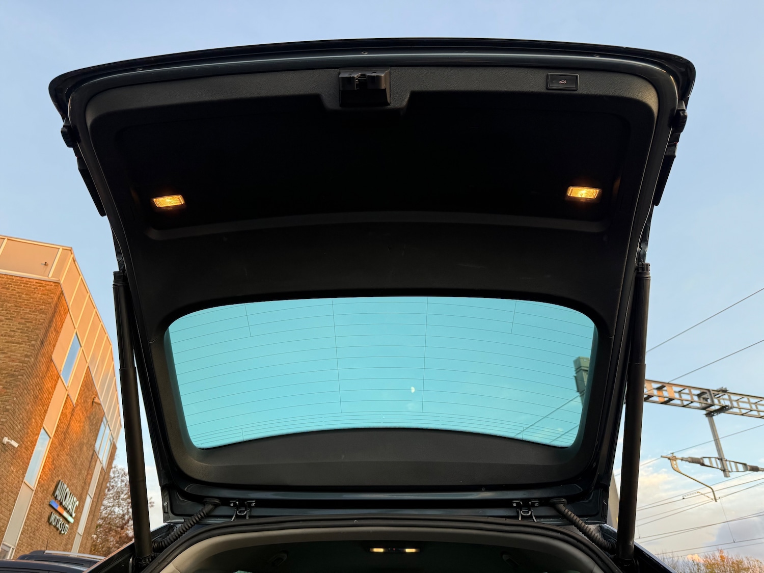 Used Skoda Superb 2017 for sale - 76362282: Photo 32