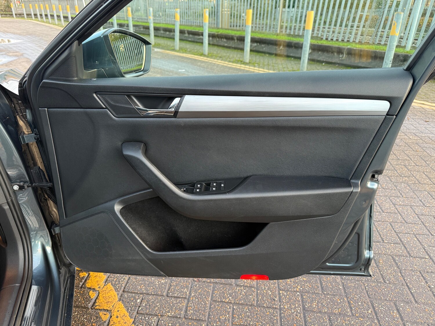 Used Skoda Superb 2017 for sale - 76362282: Photo 48