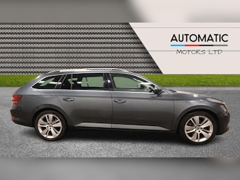 Used Skoda Superb 2017 for sale - 76362282: Photo