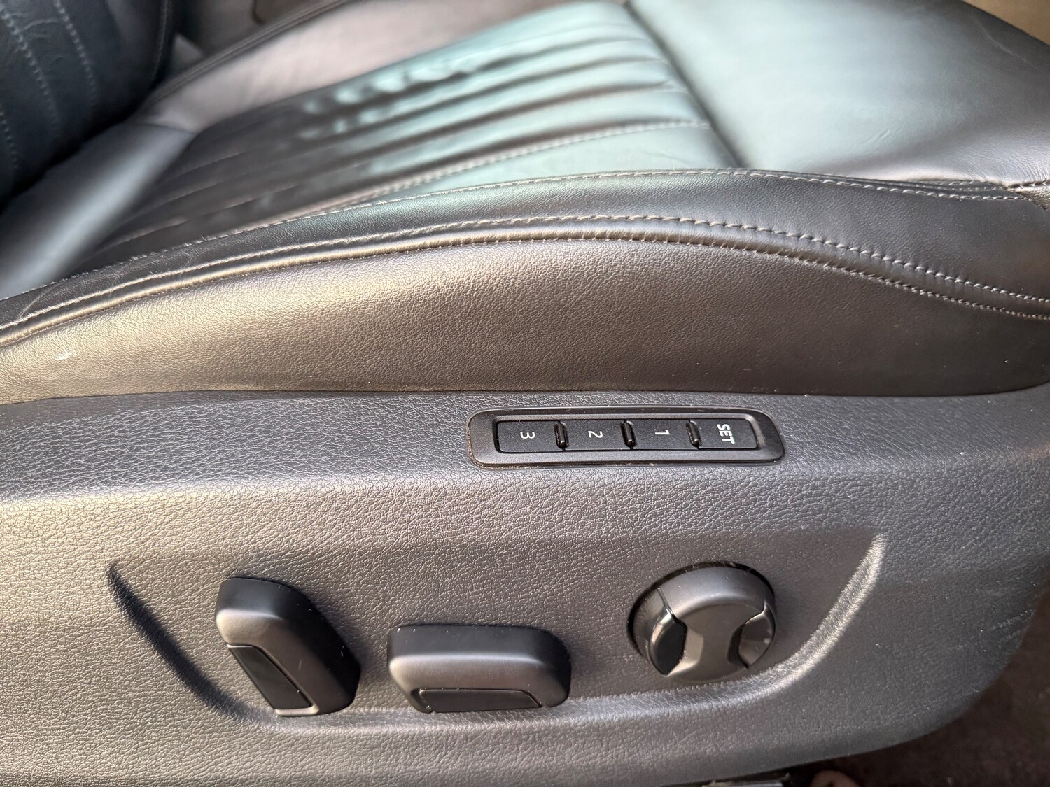 Used Skoda Superb 2017 for sale - 76362282: Photo 53