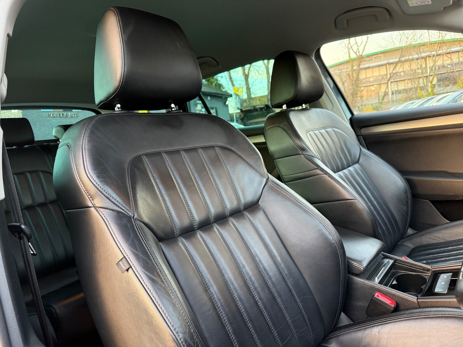 Used Skoda Superb 2017 for sale - 76362282: Photo 54