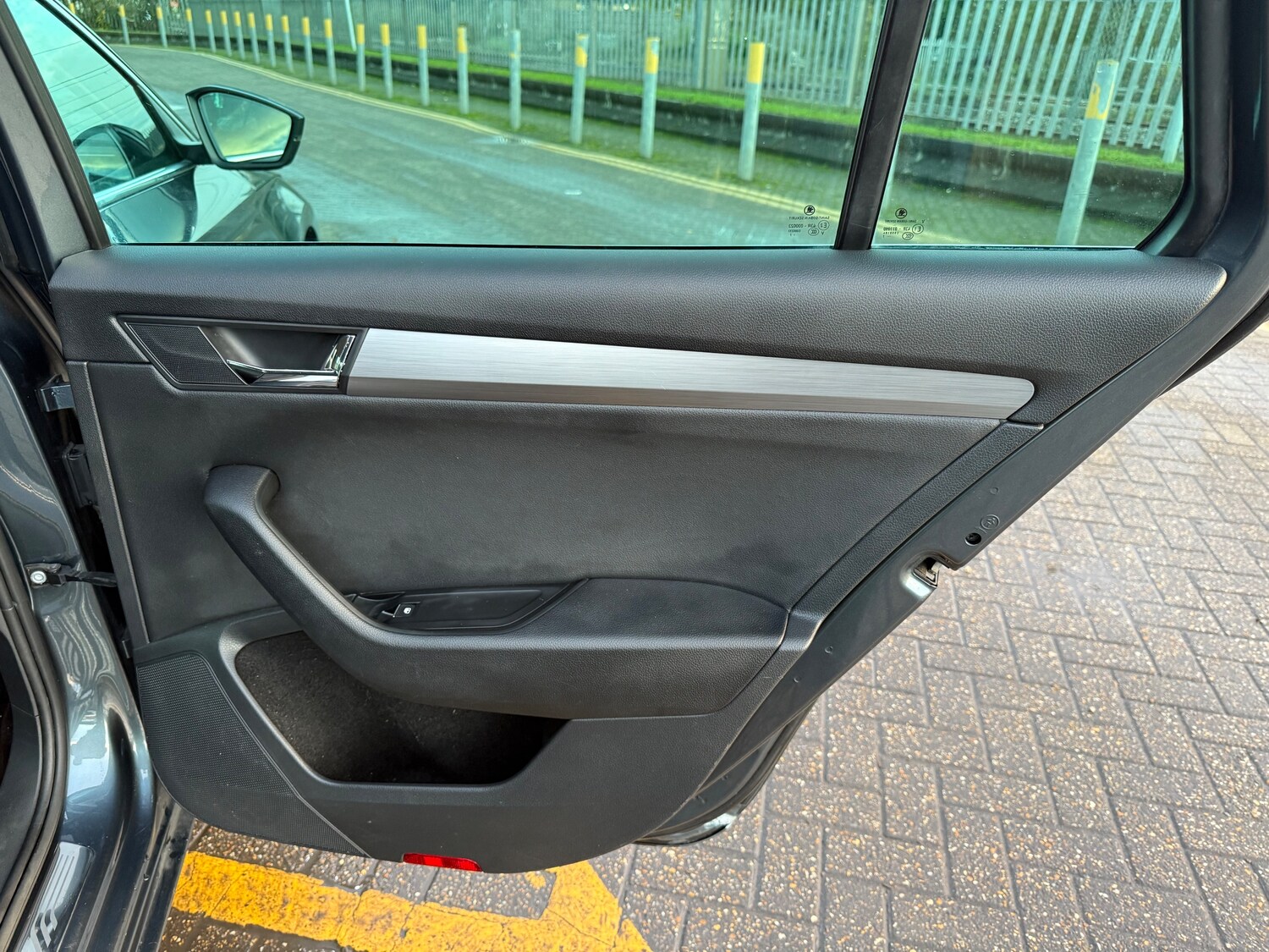 Used Skoda Superb 2017 for sale - 76362282: Photo 57