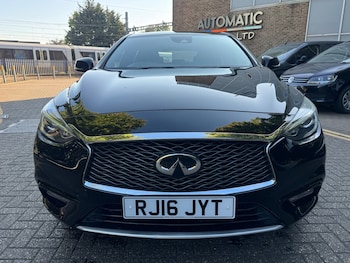 Used Infiniti Q30 2016 for sale - 75361288: Photo