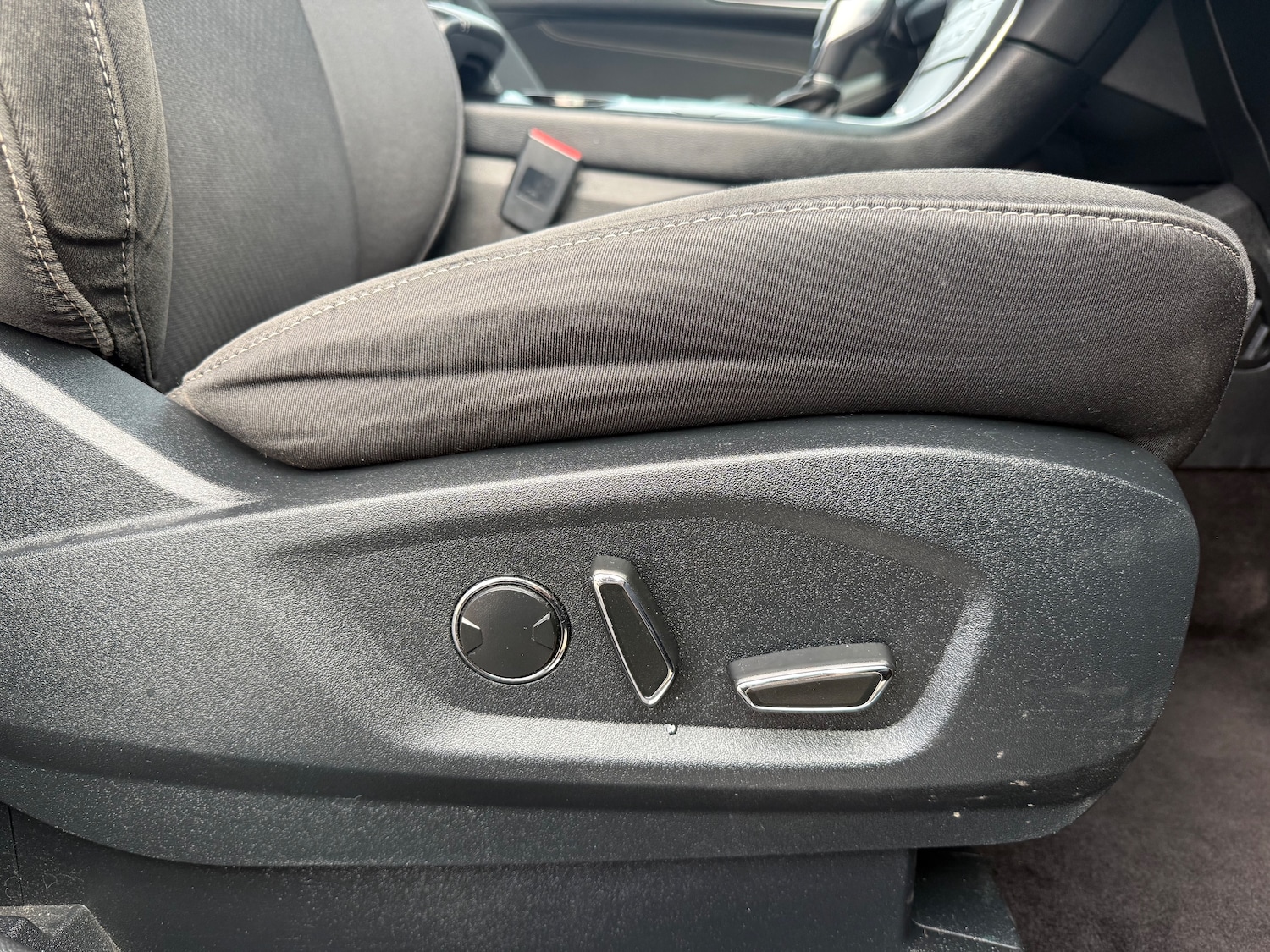 Used Ford Edge 2016 for sale - 76717632: Photo 37