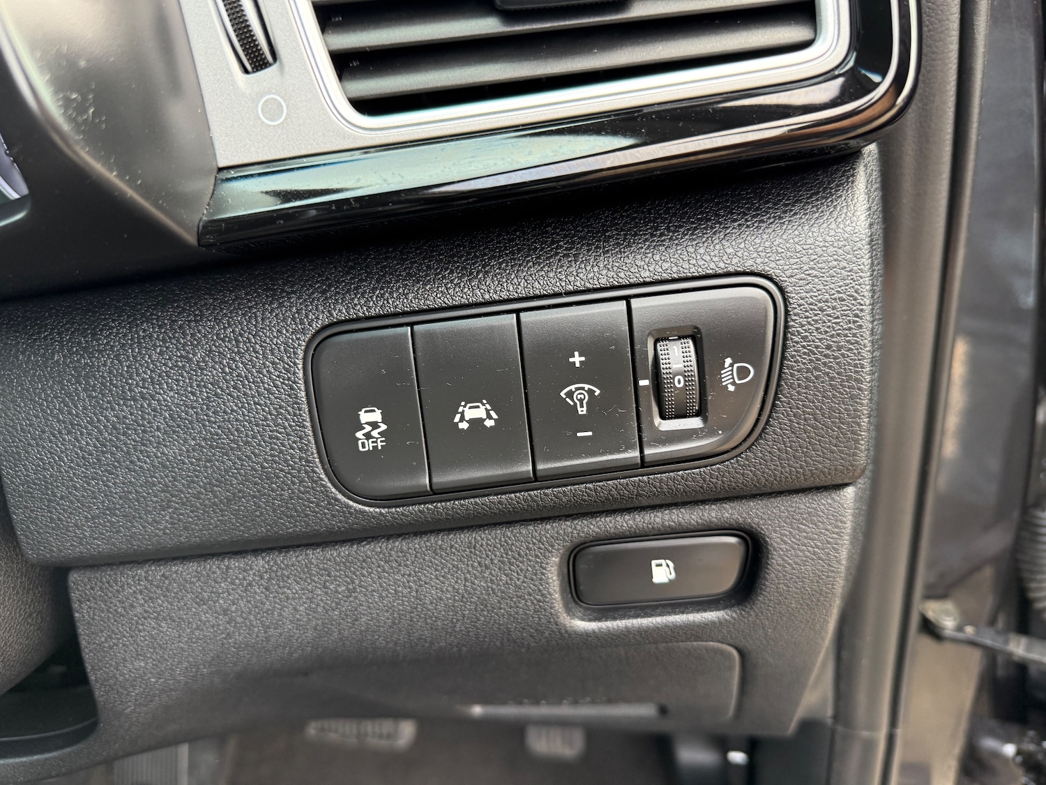 Used Kia Niro 2017 for sale - 75680134: Photo 28