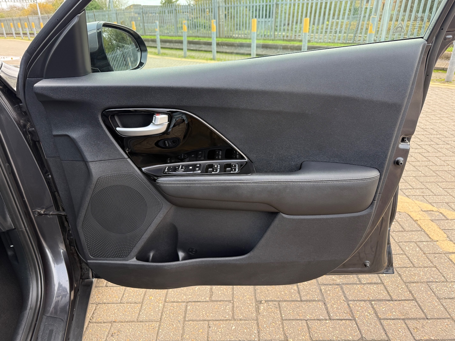 Used Kia Niro 2017 for sale - 75680134: Photo 29