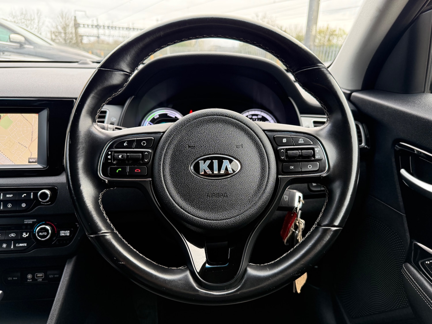 Used Kia Niro 2017 for sale - 75680134: Photo 40