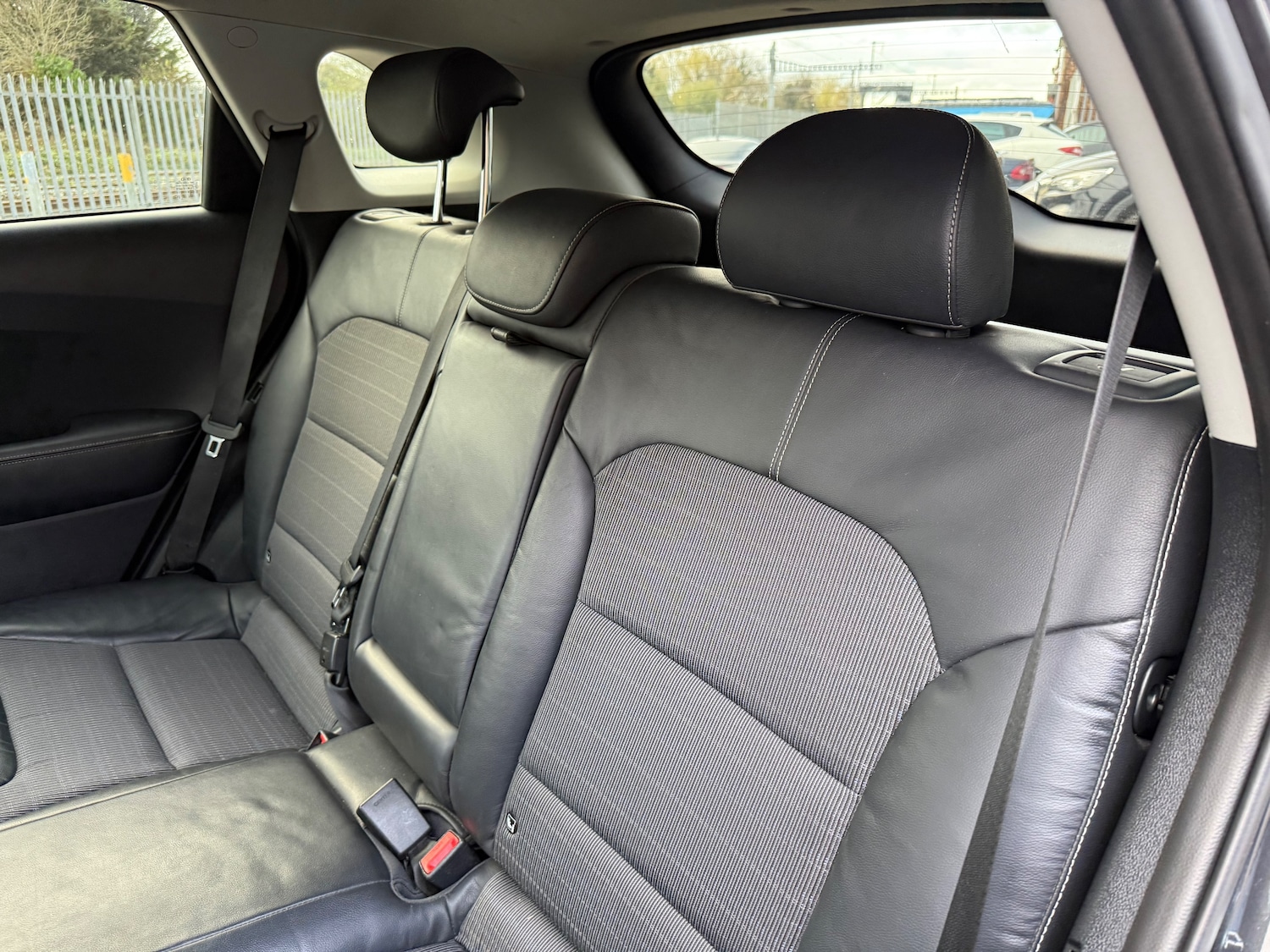 Used Kia Niro 2017 for sale - 75680134: Photo 50