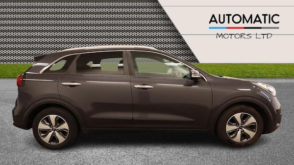 Used Kia Niro 2017 for sale - 75680134: Photo 8