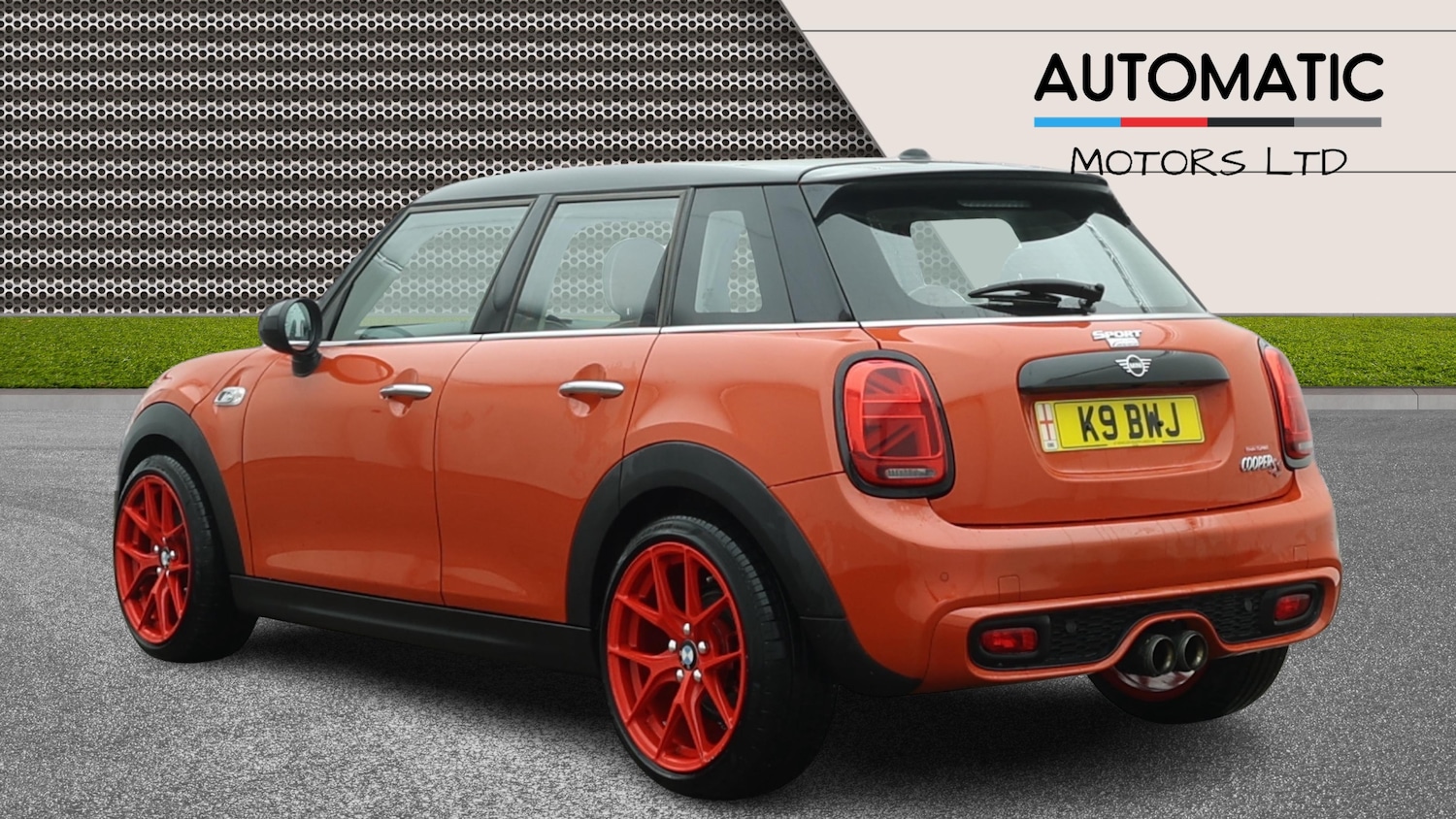 Used MINI Hatch 2018 for sale - 77431797: Photo 2