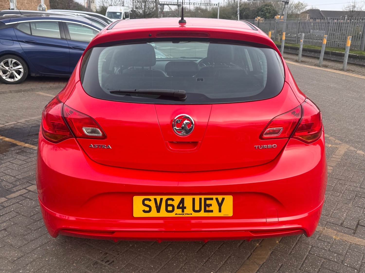 Used Vauxhall Astra 2014 for sale - 77061740: Photo 7