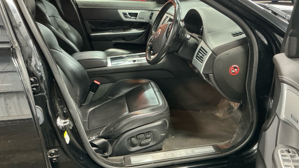 Used Jaguar XF 2013 for sale - 76552108: Photo 3