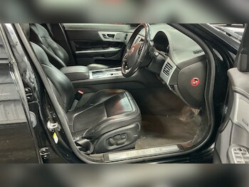 Used Jaguar XF 2013 for sale - 76552108: Photo