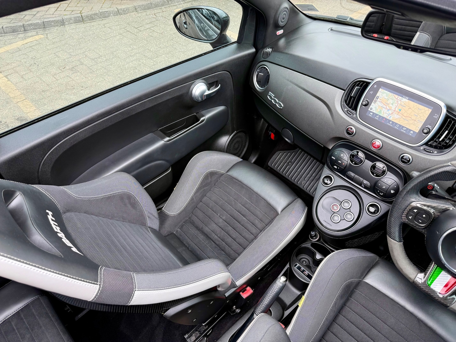 Used Abarth 595 2017 for sale - 78107070: Photo 10