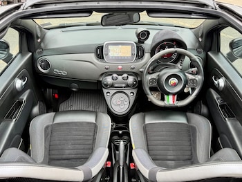 Used Abarth 595 2017 for sale - 78107070: Photo