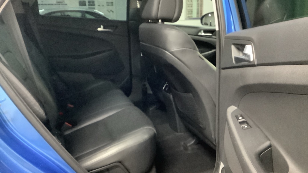 Used Hyundai TUCSON 2015 for sale - 77002042: Photo 8