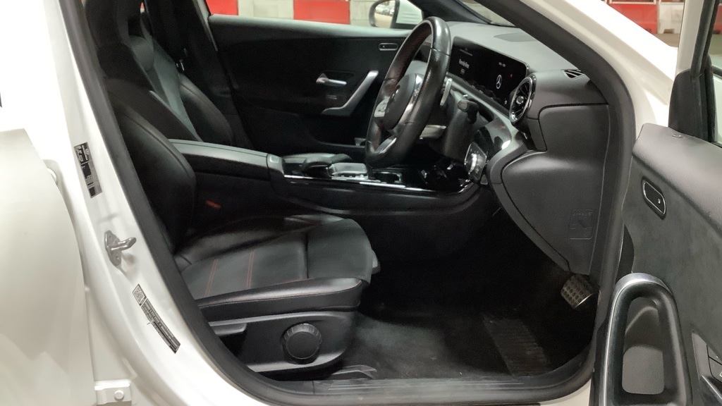 Used Mercedes-Benz A-Class 2018 for sale - 76581249: Photo 3