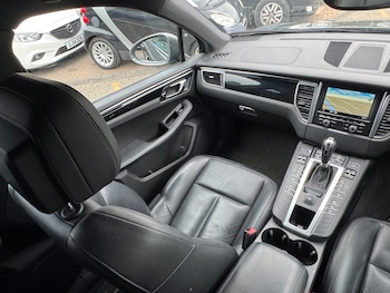 Used Porsche Macan 2015 for sale - 75608385: Photo