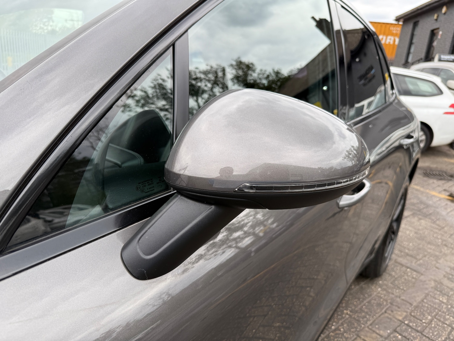 Used Porsche Macan 2015 for sale - 75608385: Photo 54