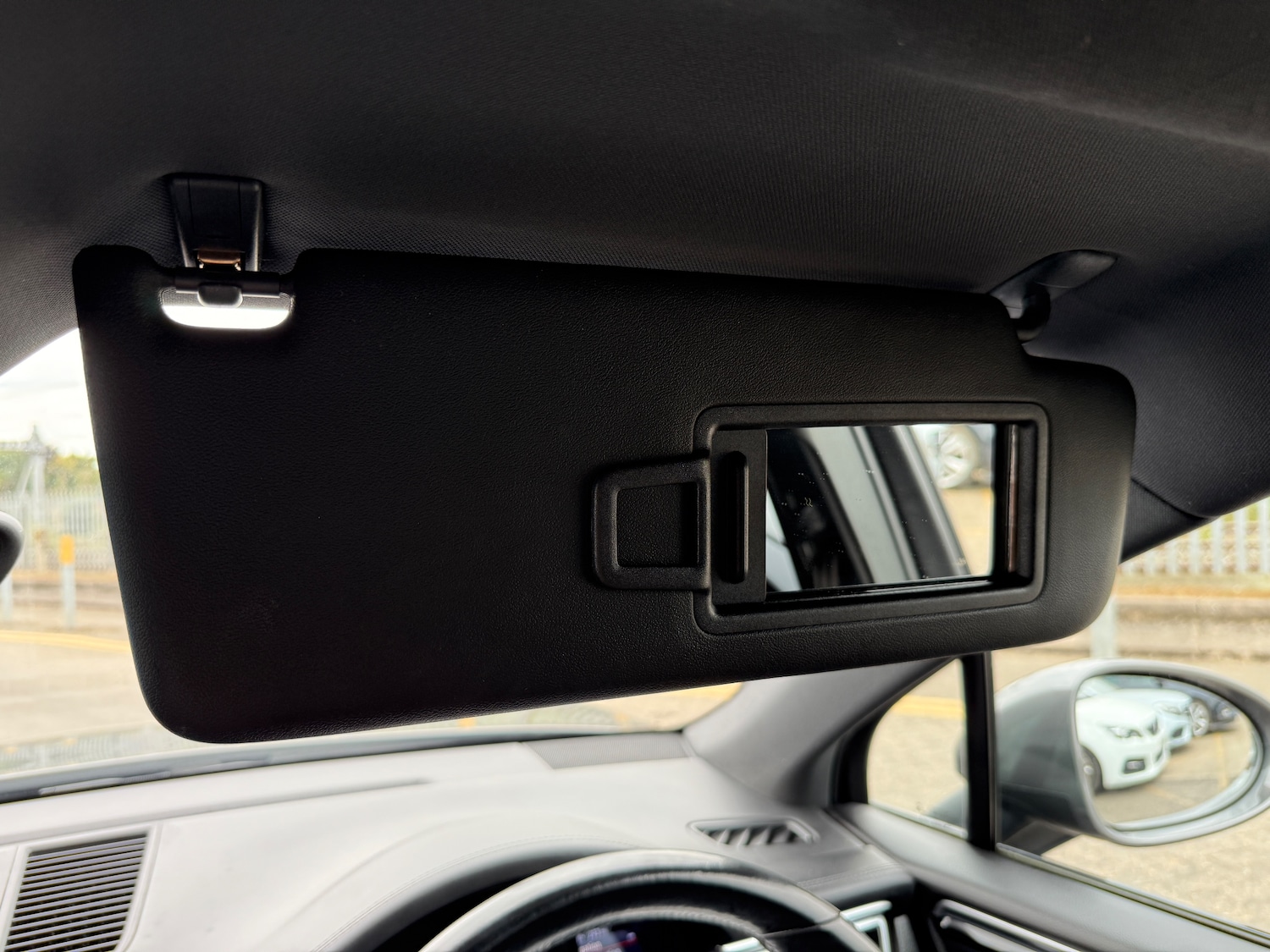 Used Porsche Macan 2015 for sale - 75608385: Photo 57