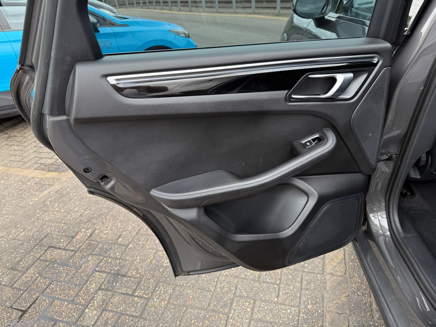 Used Porsche Macan 2015 for sale - 75608385: Photo 62