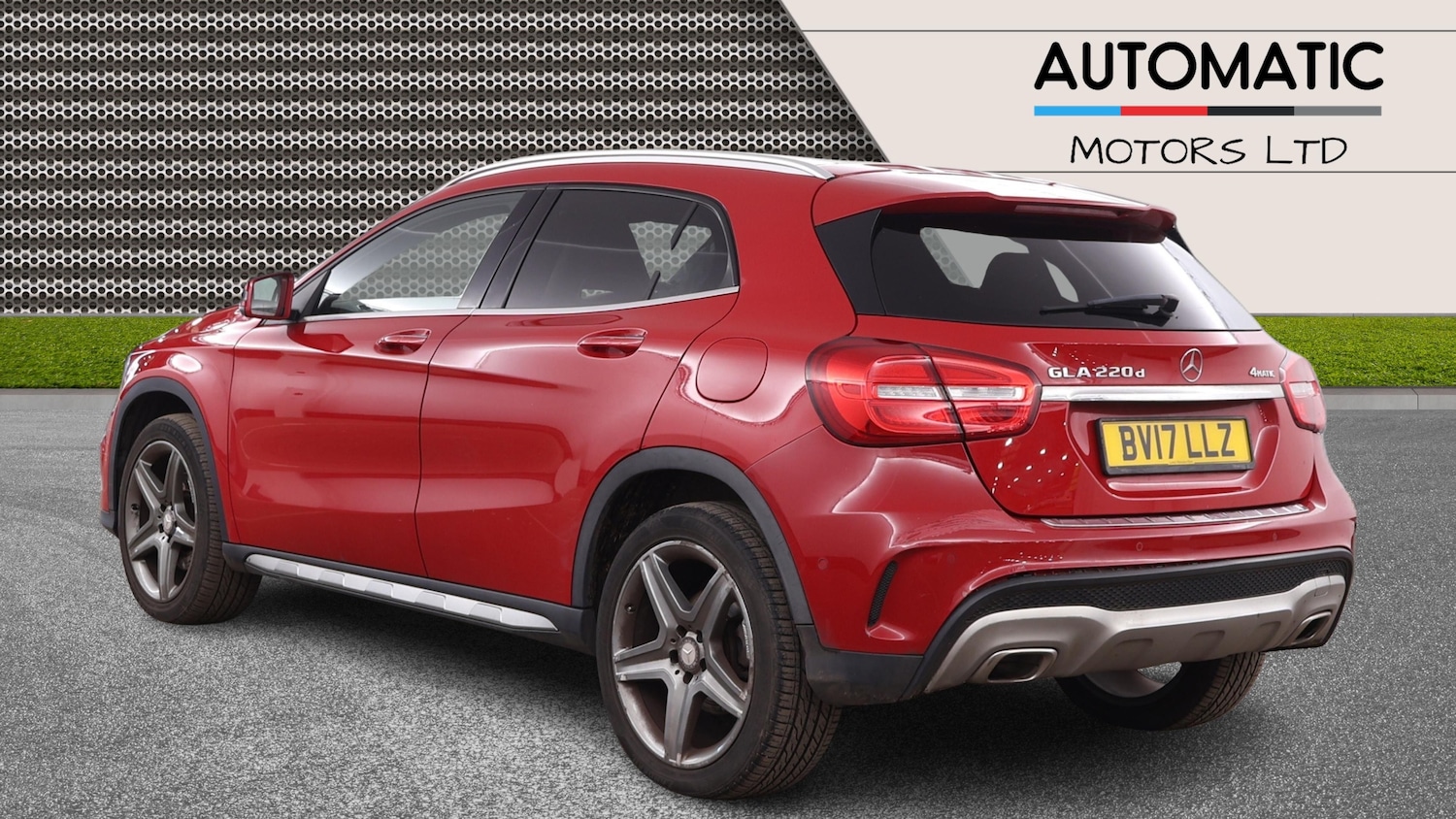 Used Mercedes-Benz GLA 2017 for sale - 77795216: Photo 2