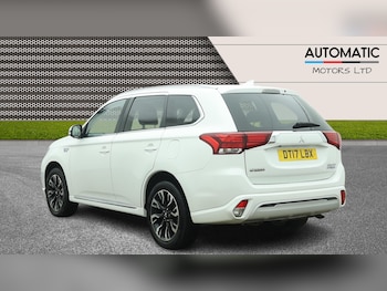 Used Mitsubishi Outlander 2017 for sale - 79156347: Photo