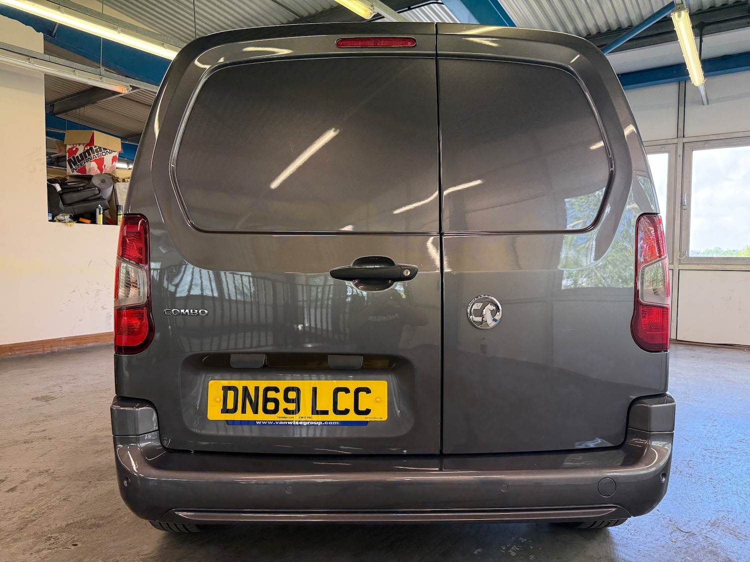 Used Vauxhall Combo 2019 for sale - 75361315: Photo 19