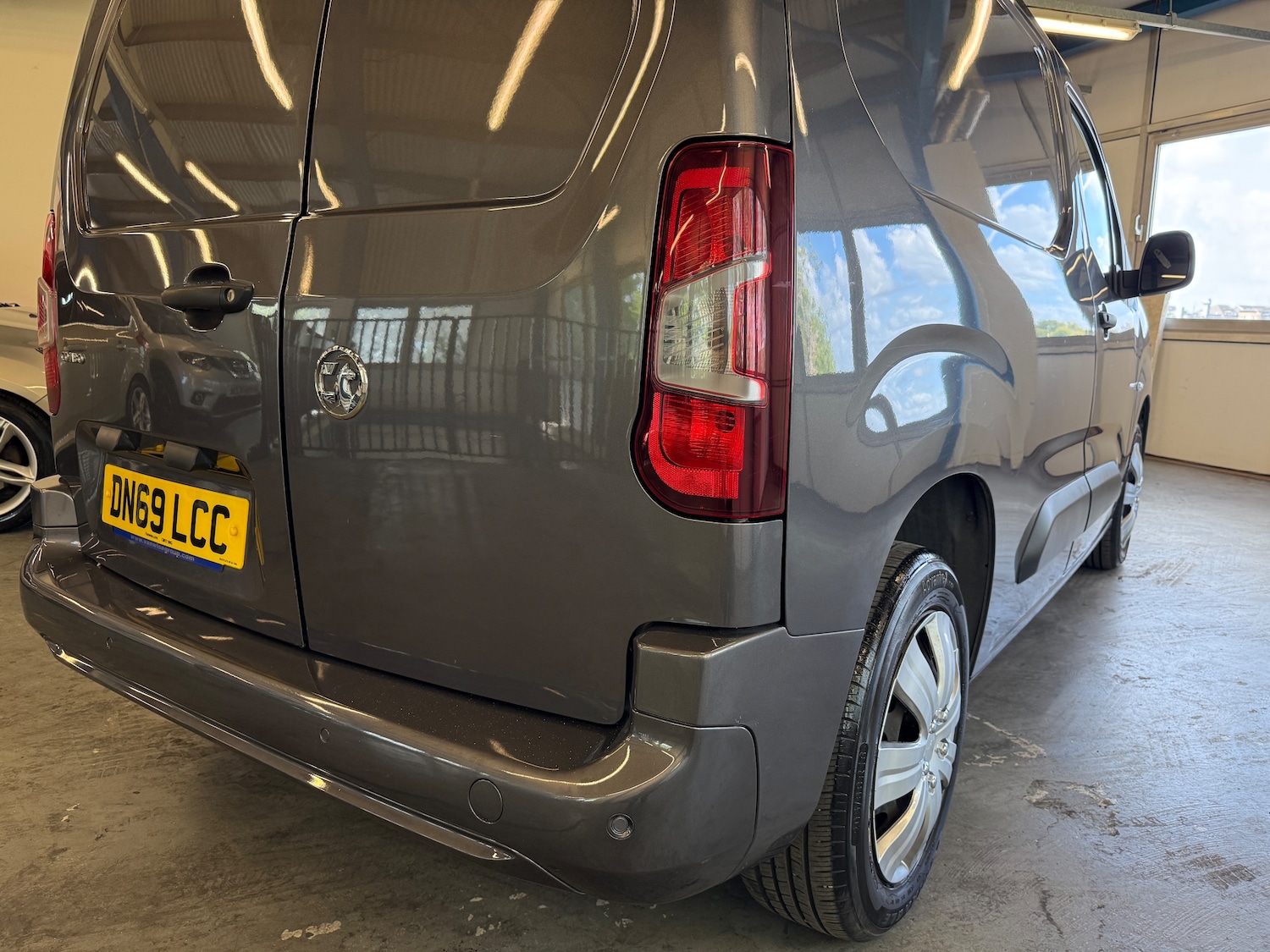 Used Vauxhall Combo 2019 for sale - 75361315: Photo 20