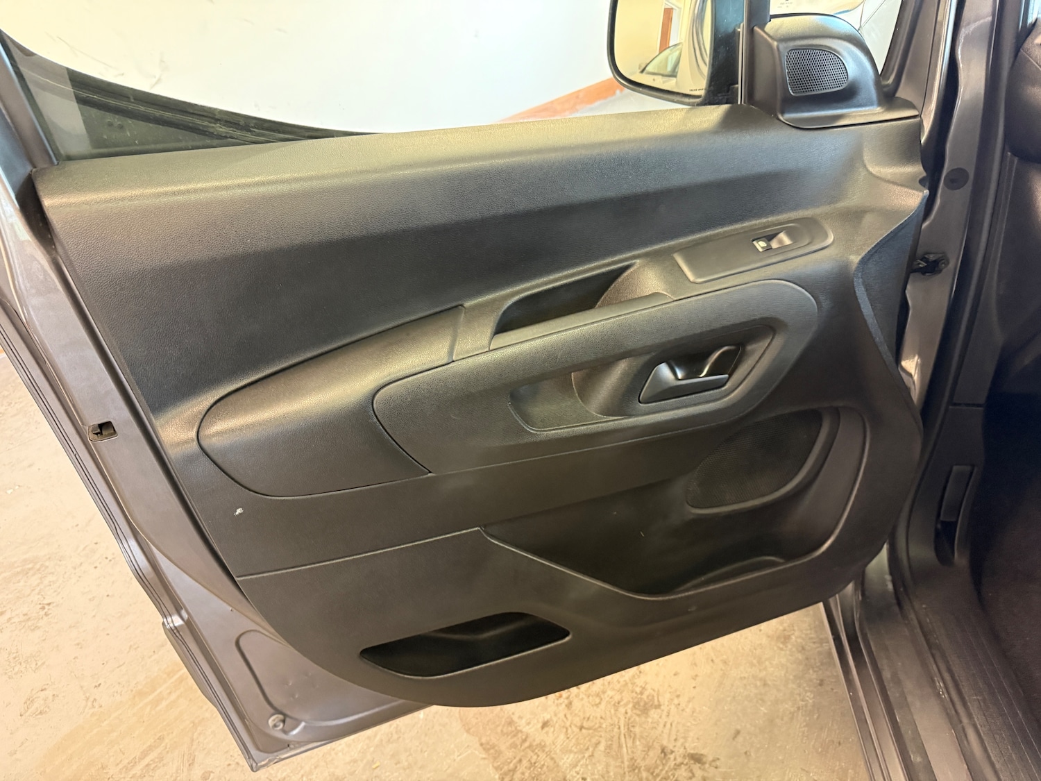 Used Vauxhall Combo 2019 for sale - 75361315: Photo 26