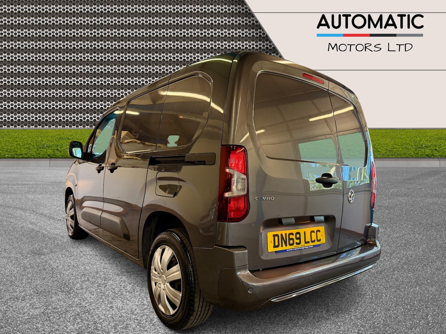 Used Vauxhall Combo 2019 for sale - 75361315: Photo 5