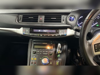 Used Lexus CT 2011 for sale - 79073360: Photo
