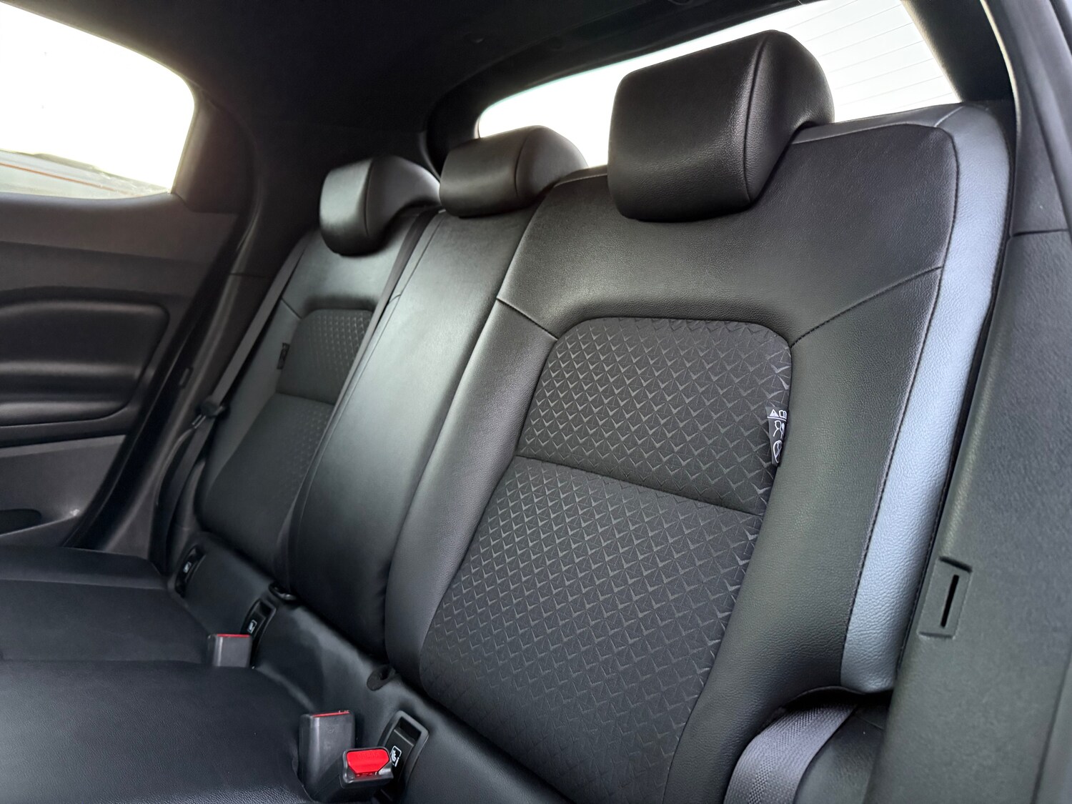 Used Nissan Juke 2023 for sale - 76362289: Photo 41